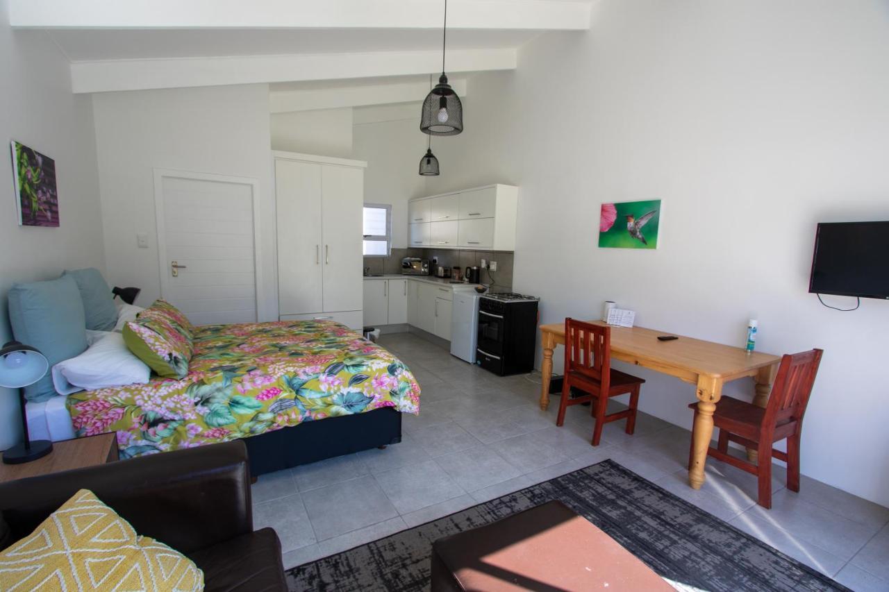 Pine Park Garden Cottages Johannesburg Ngoại thất bức ảnh